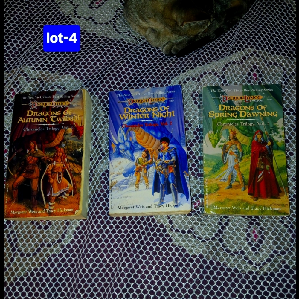 Dragonlance Chronicles Coffee Table Book Set